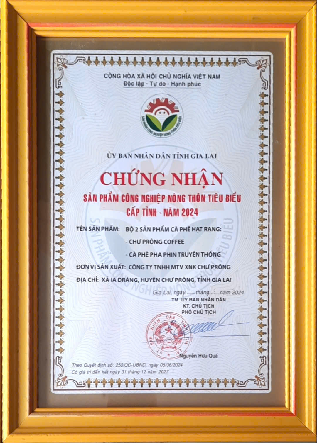 Chứng nhận sản phẩm công nghiệp nông thôn tiêu biểu cấp tỉnh năm 2024 của Chuprong Coffee