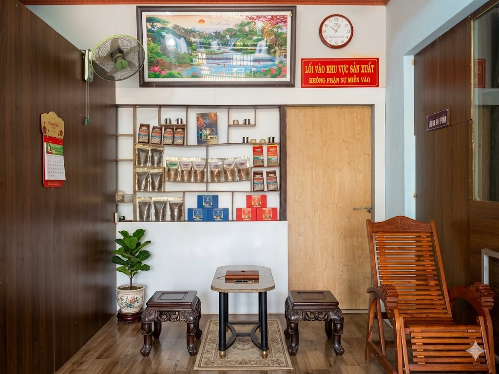 Không gian trưng bày Chuprong Coffee